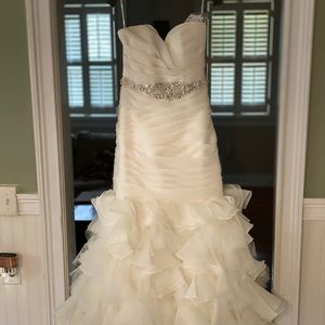 Maggie Sottero Divina Wedding Dress
